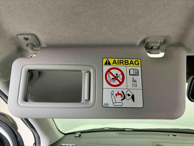 ロッキープレミアムスマートアシスト搭載 バックカメラ付き オートエアコン オートライト キーフリー アイドリングストップ ABS 電動ドアミラー(熊本県)の中古車