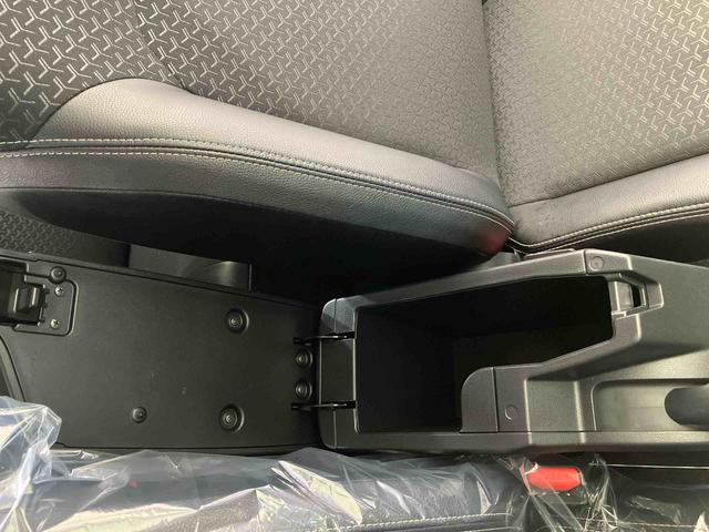 ロッキープレミアムスマートアシスト搭載 バックカメラ付き オートエアコン オートライト キーフリー アイドリングストップ ABS 電動ドアミラー(熊本県)の中古車