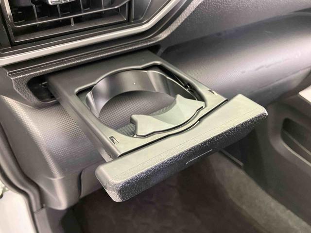 ロッキープレミアムスマートアシスト搭載 バックカメラ付き オートエアコン オートライト キーフリー アイドリングストップ ABS 電動ドアミラー(熊本県)の中古車