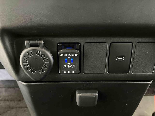 トールカスタムＧ　ターボスマートアシスト搭載　後席両側電動スライドドア　パノラマモニター対応　オートエアコン　オートライト　キーフリー　アイドリングストップ　ＡＢＳ　電動ドアミラー（熊本県）の中古車