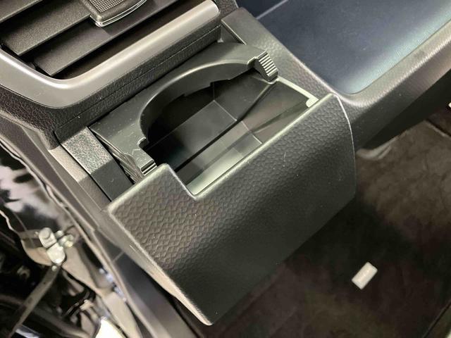 トールカスタムＧ　ターボスマートアシスト搭載　後席両側電動スライドドア　パノラマモニター対応　オートエアコン　オートライト　キーフリー　アイドリングストップ　ＡＢＳ　電動ドアミラー（熊本県）の中古車