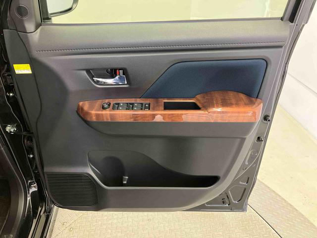 トールカスタムＧ　ターボスマートアシスト搭載　後席両側電動スライドドア　パノラマモニター対応　オートエアコン　オートライト　キーフリー　アイドリングストップ　ＡＢＳ　電動ドアミラー（熊本県）の中古車