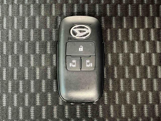 トールカスタムＧ　ターボスマートアシスト搭載　後席両側電動スライドドア　パノラマモニター対応　オートエアコン　オートライト　キーフリー　アイドリングストップ　ＡＢＳ　電動ドアミラー（熊本県）の中古車