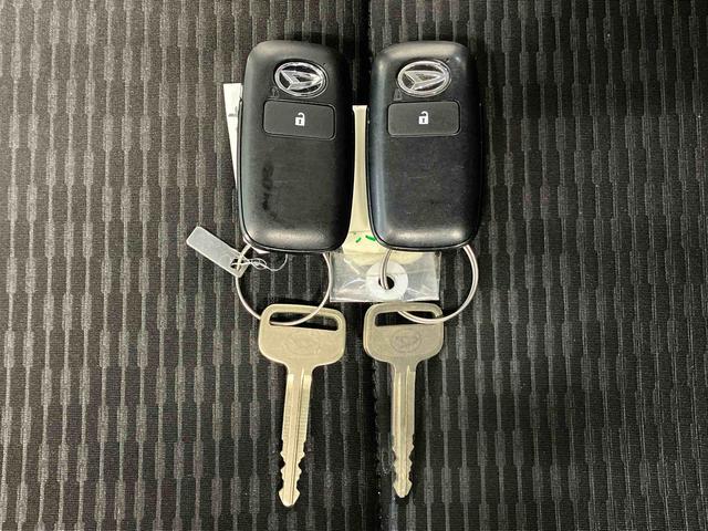 ハイゼットトラックジャンボエクストラスマートアシスト搭載　４ＷＤ　バックカメラ付き　オートライト　キーフリー　アイドリングストップ　ＡＢＳ　電動ドアミラー（熊本県）の中古車