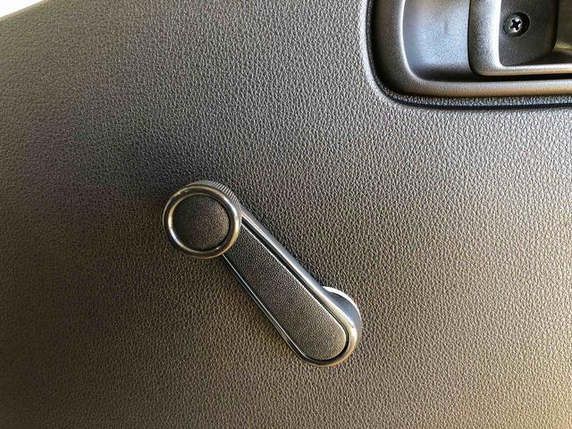 ハイゼットトラックスタンダード４ＷＤ　マニュアルエアコン　パワステ　タイミングチェーン　ラジオデッキ　手動ドアミラー　手動ウィンドウ　衝突被害軽減システム　横滑り防止機能　アイドリングストップ　ＡＢＳ（長野県）の中古車