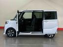 （車内　消臭・抗菌　処理済）　衝突被害軽減システム　４ＷＤ　両側パワースライドドア　バックカメラ　アルミホイール　キーフリーシステム（新潟県）の中古車