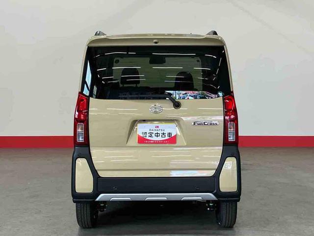 タントファンクロス（車内　消臭・抗菌　処理済）　衝突被害軽減システム　４ＷＤ　両側パワースライドドア　バックカメラ　アルミホイール　キーフリーシステム（新潟県）の中古車
