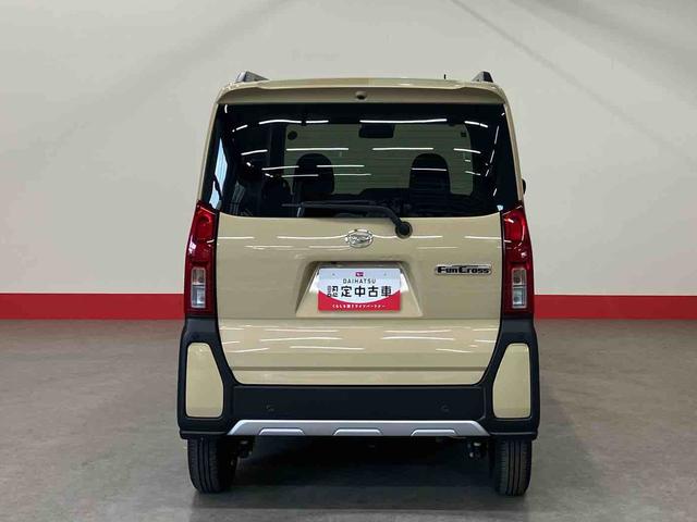 タントファンクロス（車内　消臭・抗菌　処理済）　衝突被害軽減システム　４ＷＤ　両側パワースライドドア　バックカメラ　アルミホイール　キーフリーシステム（新潟県）の中古車