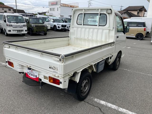 ハイゼットトラック農用スペシャル　５速マニュアル　ＡＭ／ＦＭラジオデッキ（山梨県）の中古車