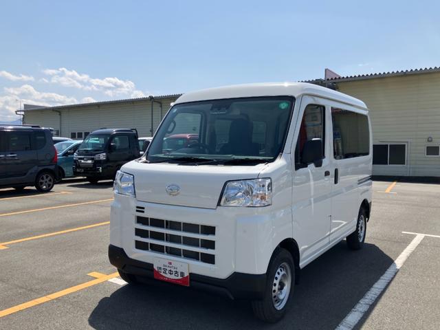 ハイゼットカーゴデラックス　４ＷＤ　ＣＶＴ　ＡＭ／ＦＭラジオデッキスマートアシスト・コーナーセンサー・３モード電子制御４ＷＤ（ＣＶＴ車）・荷室長１，９１５ｍｍ・荷室幅１，４１０ｍｍ・荷室高１，２５０ｍｍ・ハロゲンヘッドランプ・マニュアルエアコン（山梨県）の中古車