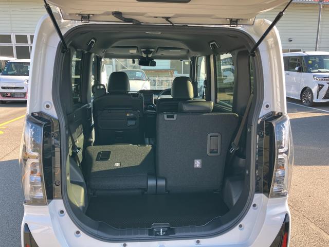タントカスタムＲＳ　４ＷＤ　純正ナビ　パノラマモニタースマートアシスト・ＬＥＤヘッドライト・１５インチアルミホイール・両側パワースライドドア・ＵＳＢソケット・運転席助手席シートヒーター・レザー調Ｘフルファブリックシート・本革巻ステアリングホイール（山梨県）の中古車