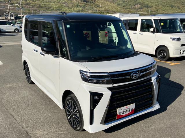 タントカスタムＲＳ　４ＷＤ　純正ナビ　パノラマモニタースマートアシスト・ＬＥＤヘッドライト・１５インチアルミホイール・両側パワースライドドア・ＵＳＢソケット・運転席助手席シートヒーター・レザー調Ｘフルファブリックシート・本革巻ステアリングホイール（山梨県）の中古車