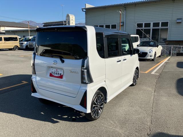 タントカスタムＲＳ　４ＷＤ　純正ナビ　パノラマモニタースマートアシスト・ＬＥＤヘッドライト・１５インチアルミホイール・両側パワースライドドア・ＵＳＢソケット・運転席助手席シートヒーター・レザー調Ｘフルファブリックシート・本革巻ステアリングホイール（山梨県）の中古車