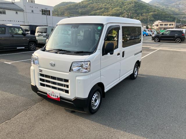 ハイゼットカーゴデラックス　４ＷＤ　ＣＶＴ　ＡＭ／ＦＭラジオデッキスマートアシスト・コーナーセンサー・３モード電子制御４ＷＤ（ＣＶＴ車）・荷室長１，９１５ｍｍ・荷室幅１，４１０ｍｍ・荷室高１，２５０ｍｍ・ハロゲンヘッドランプ・マニュアルエアコン（山梨県）の中古車