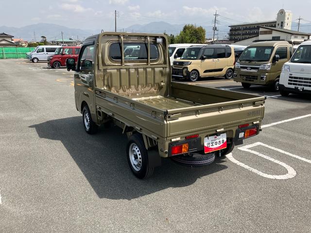 ハイゼットトラックエクストラ　４ＷＤ　ＣＶＴ　純正ＣＤデッキスマートアシスト・コーナーセンサー・切り替え式４ＷＤ（ＣＶＴ車）・電動格納ミラー・スーパーＵＶ＆ＩＲカットガラス（フロントウィンドウ）・ハロゲンヘッドランプ・マニュアルエアコン（山梨県）の中古車