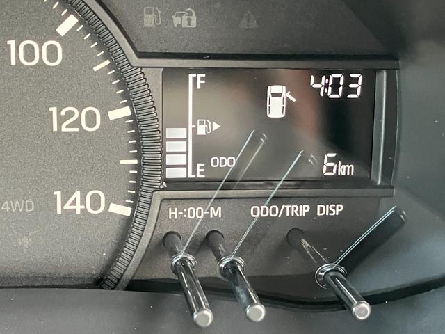 ハイゼットトラックスタンダード　４ＷＤ　ＭＴ荷台フロア長２，０３０ｍｍ・荷台幅１，４１０ｍｍ・防錆鋼鈑・ハロゲンヘッドランプ・マニュアルエアコン（山梨県）の中古車