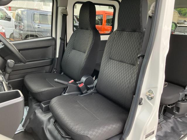 ハイゼットカーゴＤＸ　４ＷＤ　ＣＶＴ　純正ＣＤデッキ　マニュアルエアコンスマートアシスト・コーナーセンサー・３モード電子制御４ＷＤ（ＣＶＴ車）・荷室長１，９１５ｍｍ・荷室幅１，４１０ｍｍ・荷室高１，２５０ｍｍ・ハロゲンヘッドランプ・マニュアルエアコン（山梨県）の中古車