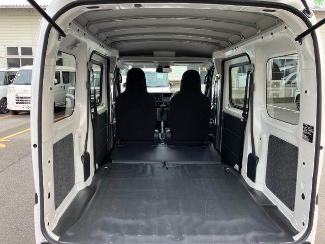 ハイゼットカーゴＤＸ　４ＷＤ　ＣＶＴ　純正ＣＤデッキ　マニュアルエアコンスマートアシスト・コーナーセンサー・３モード電子制御４ＷＤ（ＣＶＴ車）・荷室長１，９１５ｍｍ・荷室幅１，４１０ｍｍ・荷室高１，２５０ｍｍ・ハロゲンヘッドランプ・マニュアルエアコン（山梨県）の中古車