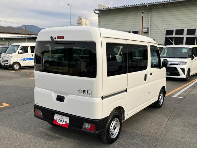 ハイゼットカーゴＤＸ　４ＷＤ　ＣＶＴ　純正ＣＤデッキ　マニュアルエアコンスマートアシスト・コーナーセンサー・３モード電子制御４ＷＤ（ＣＶＴ車）・荷室長１，９１５ｍｍ・荷室幅１，４１０ｍｍ・荷室高１，２５０ｍｍ・ハロゲンヘッドランプ・マニュアルエアコン（山梨県）の中古車