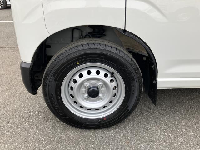 ハイゼットカーゴＤＸ　４ＷＤ　ＣＶＴ　純正ＣＤデッキ　マニュアルエアコンスマートアシスト・コーナーセンサー・３モード電子制御４ＷＤ（ＣＶＴ車）・荷室長１，９１５ｍｍ・荷室幅１，４１０ｍｍ・荷室高１，２５０ｍｍ・ハロゲンヘッドランプ・マニュアルエアコン（山梨県）の中古車