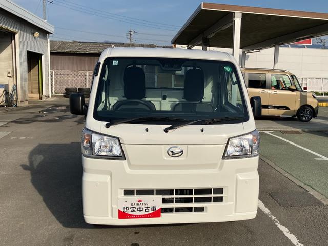 ハイゼットトラックスタンダード　４ＷＤ　ＭＴ　ＡＭ／ＦＭラジオデッキスマートアシスト・荷台フロア長２，０３０ｍｍ・荷台幅１，４１０ｍｍ・防錆鋼鈑・ハロゲンヘッドランプ・マニュアルエアコン（山梨県）の中古車