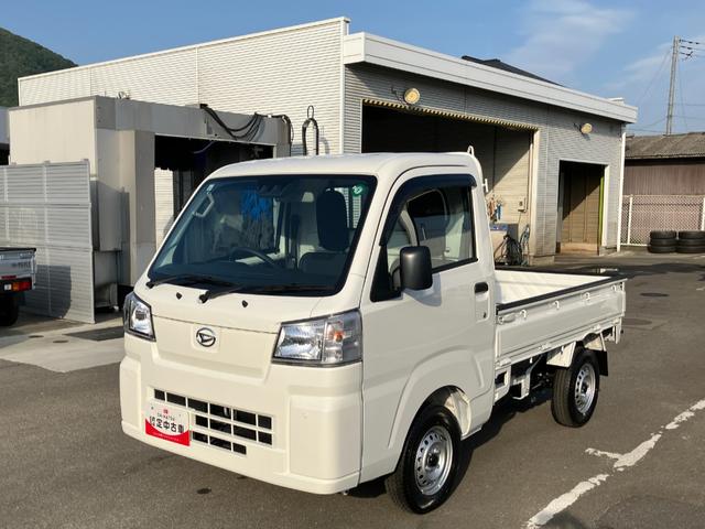 ハイゼットトラックスタンダード　４ＷＤ　ＭＴ　ＡＭ／ＦＭラジオデッキスマートアシスト・荷台フロア長２，０３０ｍｍ・荷台幅１，４１０ｍｍ・防錆鋼鈑・ハロゲンヘッドランプ・マニュアルエアコン（山梨県）の中古車