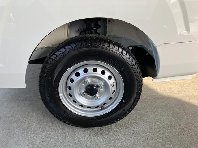 ハイゼットトラックスタンダード　４ＷＤ　ＭＴ　ＡＭ／ＦＭラジオデッキスマートアシスト・荷台フロア長２，０３０ｍｍ・荷台幅１，４１０ｍｍ・防錆鋼鈑・ハロゲンヘッドランプ・マニュアルエアコン（山梨県）の中古車