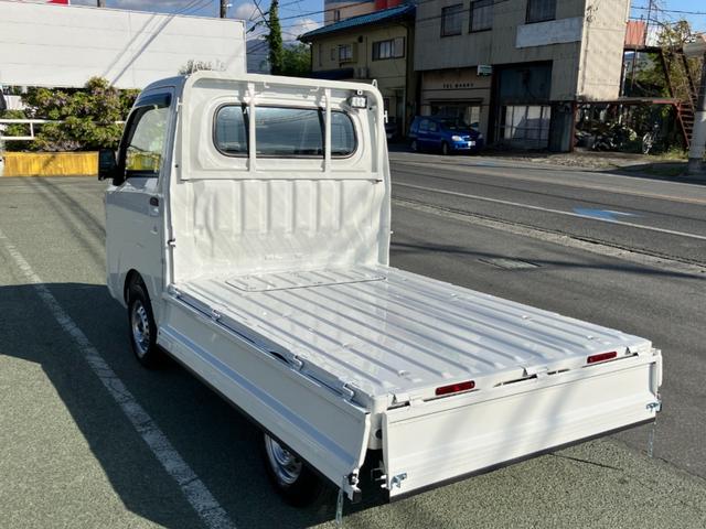 ハイゼットトラックスタンダード　農用スペシャル　ＡＭ／ＦＭラジオデッキスマートアシスト・コーナーセンサー・切り替え式４ＷＤ（ＣＶＴ車）・スーパーデフロック・ハロゲンヘッドランプ・マニュアルエアコン・リア４枚リーフスプリング（山梨県）の中古車