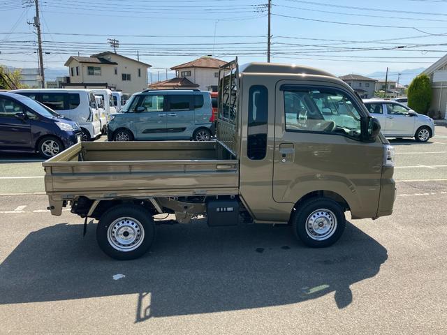 ハイゼットトラックジャンボエクストラ　４ＷＤ　ＣＶＴ　９インチＤオーディオスマートアシスト・コーナーセンサー・切り替え式４ＷＤ（ＣＶＴ車）・ＬＥＤヘッドランプ・ＬＥＤフォグランプ・ＬＥＤ大型作業灯・プッシュエンジンスタート（山梨県）の中古車