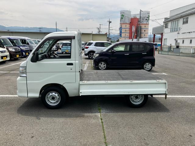 ハイゼットトラックエアコン・パワステ　スペシャル　４ＷＤ　ＭＴ（山梨県）の中古車