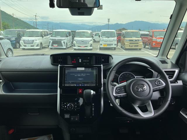 トールカスタムＧ　９インチ純正ナビ　前後ドラレコ（山梨県）の中古車