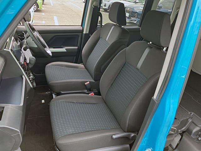 トールカスタムＧ　９インチ純正ナビ　前後ドラレコ（山梨県）の中古車