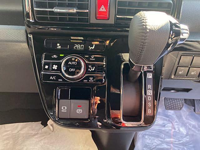 タントカスタムＲＳ　４ＷＤ　ＣＶＴ　純正ナビ　前後ドラレコスマートアシスト・ＬＥＤヘッドライト・１５インチアルミホイール・両側パワースライドドア・ＵＳＢソケット・運転席助手席シートヒーター・レザー調Ｘフルファブリックシート・本革巻ステアリングホイール（山梨県）の中古車