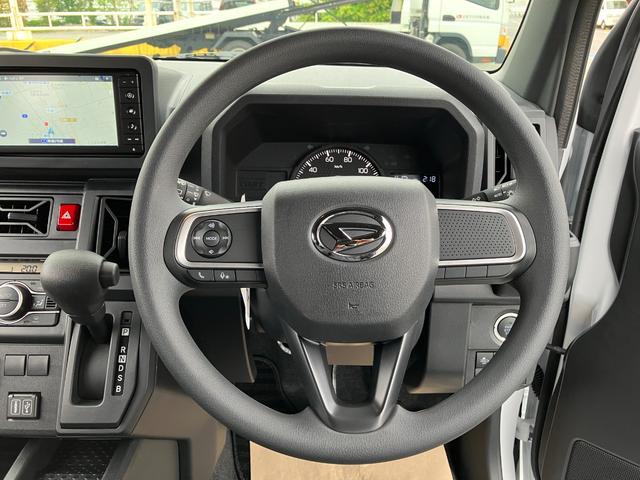 タフトＸ　４ＷＤ　純正ナビ　前後ドラレコスマートアシスト・１５インチスチールホイール・ＬＥＤヘッドランプ・スカイフィールトップ・ＵＳＢソケット・プッシュエンジンスタート・キーフリーシステム・オートハイビーム（山梨県）の中古車