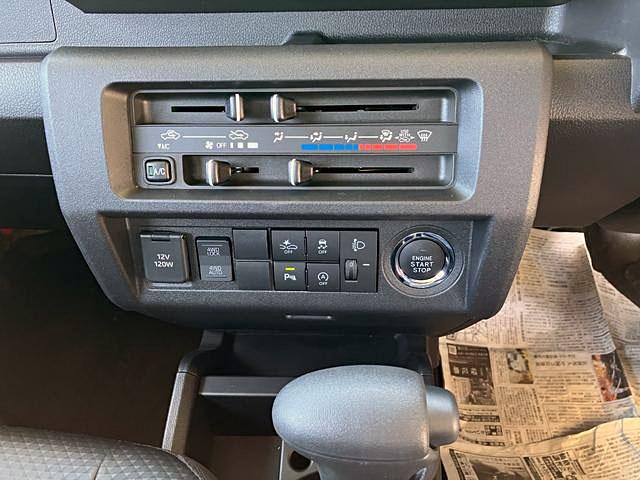 ハイゼットトラックジャンボスタンダード　４ＷＤ　ＣＶＴスマートアシスト・コーナーセンサー・切り替え式４ＷＤ（ＣＶＴ車）・荷台フロア長１，９９０ｍｍ・荷台長１，６５０ｍｍ・荷台幅１，４１０ｍｍ・マニュアルエアコン（山梨県）の中古車