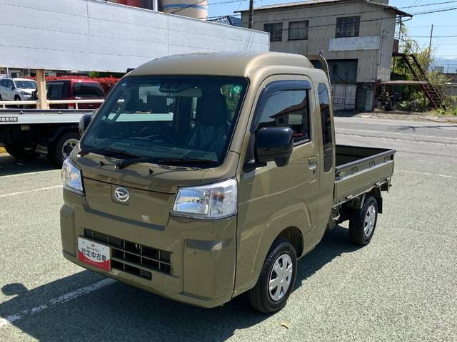 ハイゼットトラックジャンボスタンダード　４ＷＤ　ＣＶＴスマートアシスト・コーナーセンサー・切り替え式４ＷＤ（ＣＶＴ車）・荷台フロア長１，９９０ｍｍ・荷台長１，６５０ｍｍ・荷台幅１，４１０ｍｍ・マニュアルエアコン（山梨県）の中古車