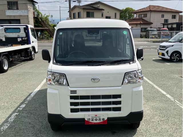 ハイゼットカーゴＤＸ　４ＷＤ　ＣＶＴＡＭ／ＦＭラジオデッキスマートアシスト・コーナーセンサー・３モード電子制御４ＷＤ（ＣＶＴ車）・荷室長１，９１５ｍｍ・荷室幅１，４１０ｍｍ・荷室高１，２５０ｍｍ・ハロゲンヘッドランプ・マニュアルエアコン（山梨県）の中古車