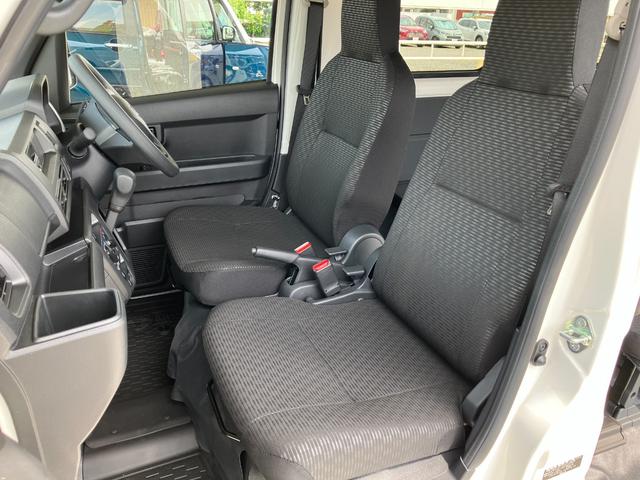 ハイゼットカーゴＤＸ　４ＷＤ　ＣＶＴＡＭ／ＦＭラジオデッキスマートアシスト・コーナーセンサー・３モード電子制御４ＷＤ（ＣＶＴ車）・荷室長１，９１５ｍｍ・荷室幅１，４１０ｍｍ・荷室高１，２５０ｍｍ・ハロゲンヘッドランプ・マニュアルエアコン（山梨県）の中古車