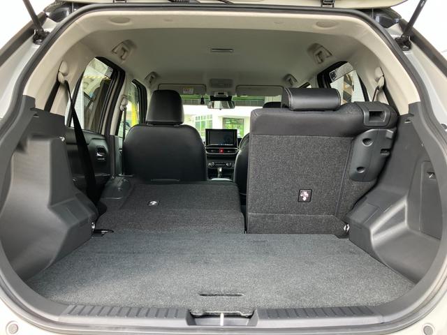 ロッキープレミアムＧ　ＨＥＶ　９インチプレミアムナビ　ＥＴＣスマートアシスト・コーナーセンサー・ハイブリッド専用１７インチアルミ・ＬＥＤヘッドランプ・（自動消灯システム）・シーケンシャルターンランプ・オートエアコン・運転席助手席シートヒーター（山梨県）の中古車