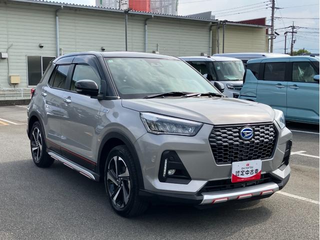 ロッキープレミアムＧ　ＨＥＶ　９インチプレミアムナビ　ＥＴＣスマートアシスト・コーナーセンサー・ハイブリッド専用１７インチアルミ・ＬＥＤヘッドランプ・（自動消灯システム）・シーケンシャルターンランプ・オートエアコン・運転席助手席シートヒーター（山梨県）の中古車