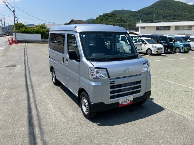 ハイゼットカーゴＤＸ　４ＷＤ　ＣＶＴ　ＡＭ／ＦＭラジオデッキスマートアシスト・コーナーセンサー・３モード電子制御４ＷＤ（ＣＶＴ車）・荷室長１，９１５ｍｍ・荷室幅１，４１０ｍｍ・荷室高１，２５０ｍｍ・ハロゲンヘッドランプ・マニュアルエアコン（山梨県）の中古車