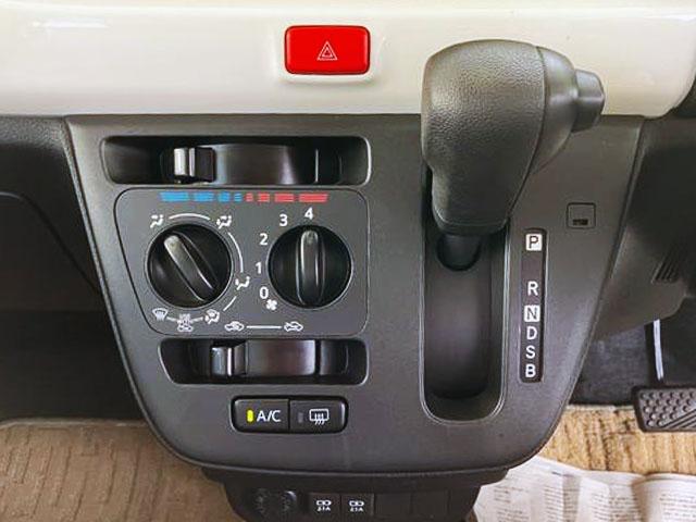 ミラトコットＸ　ＳＡIII　４ＷＤ　ＣＶＴ　純正ＣＤデッキスマートアシスト・ＡＢＳ・エアバック・プッシュ式エンジンスタートボタン・パワーウインドウ・マニュアルエアコン・電動格納ドアミラー（山梨県）の中古車