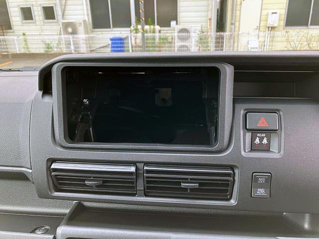 ハイゼットカーゴクルーズ　オーディオレス　ＣＶＴ　４ＷＤスマートアシスト・コーナーセンサー・３モード電子制御４ＷＤ（ＣＶＴ車）・荷室長１，９１５ｍｍ・荷室幅１，４１０ｍｍ・荷室高１，２５０ｍｍ・ハロゲンヘッドランプ・マニュアルエアコン（山梨県）の中古車