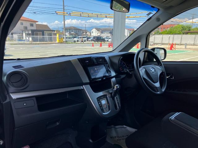 ムーヴカスタム　Ｘ　４ＷＤ　純正ナビゲーション　バックモニターＡＢＳ・エアバック・プッシュ式エンジンスタートボタン・パワーウインドウ・オートエアコン・電動格納ドアミラー（山梨県）の中古車