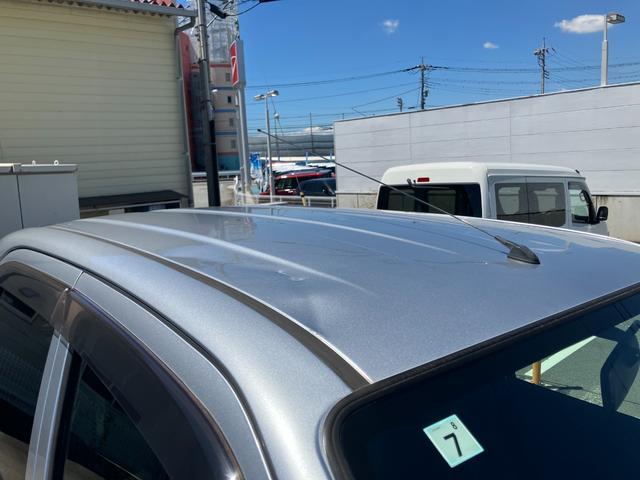 テリオスキッドＬ　４ＷＤ　左側面下・ルーフ凹み有（山梨県）の中古車