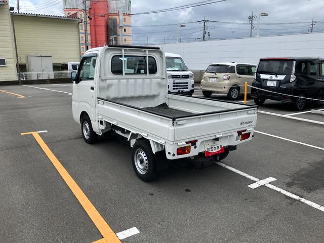 ハイゼットトラックスタンダードＳＡIIIｔ　ＡＭ／ＦＭラジオデッキ装備荷台フロア長２，０３０ｍｍ・荷台幅１，４１０ｍｍ・防錆鋼鈑・ハロゲンヘッドランプ・マニュアルエアコン（山梨県）の中古車
