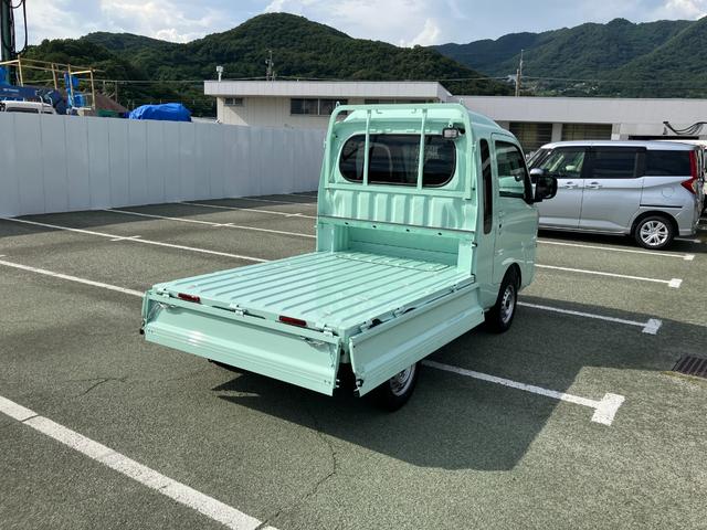 ハイゼットトラックジャンボエクストラ　オーディオレス　ＣＶＴ　４ＷＤスマートアシスト・コーナーセンサー・切り替え式４ＷＤ（ＣＶＴ車）・ＬＥＤヘッドランプ・ＬＥＤフォグランプ・ＬＥＤ大型作業灯・プッシュエンジンスタート（山梨県）の中古車