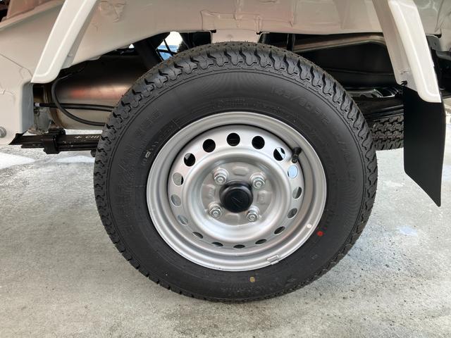 ハイゼットトラックスタンダード　農用スペシャル　４ＷＤ　ＣＶＴ　ラジオスマートアシスト・コーナーセンサー・切り替え式４ＷＤ（ＣＶＴ車）・スーパーデフロック・ハロゲンヘッドランプ・マニュアルエアコン・リア４枚リーフスプリング（山梨県）の中古車