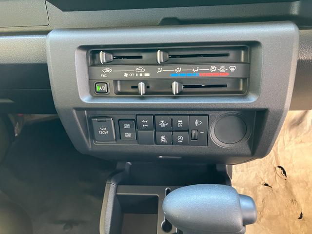 ハイゼットトラックスタンダード　農用スペシャル　ＡＭ／ＦＭラジオデッキスマートアシスト・コーナーセンサー・切り替え式４ＷＤ（ＣＶＴ車）・スーパーデフロック・ハロゲンヘッドランプ・マニュアルエアコン・リア４枚リーフスプリング（山梨県）の中古車