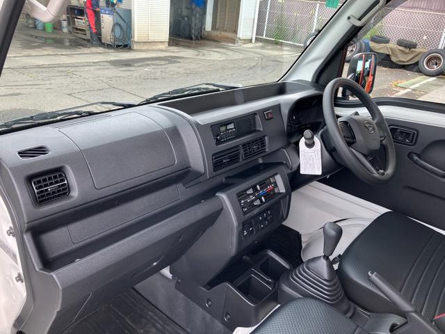 ハイゼットトラックスタンダード　４ＷＤ　ＭＴ　ＡＭ／ＦＭラジオデッキ（山梨県）の中古車